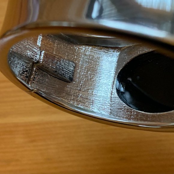 Faux Silver Bracelet with Bevelled Black Stone - Picture 13 of 13